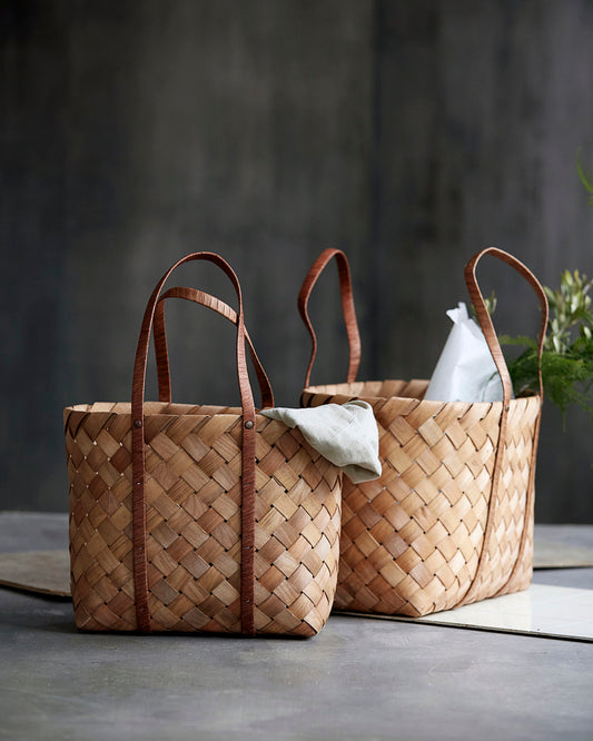 braided pinewood and paper bag set with handle